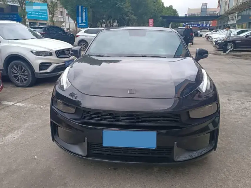 2020 LYNK&CO 03 thumbnail 2