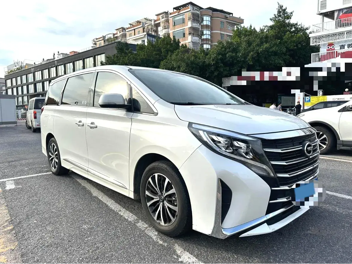 2021 GAC TRUMPCHI thumbnail 3