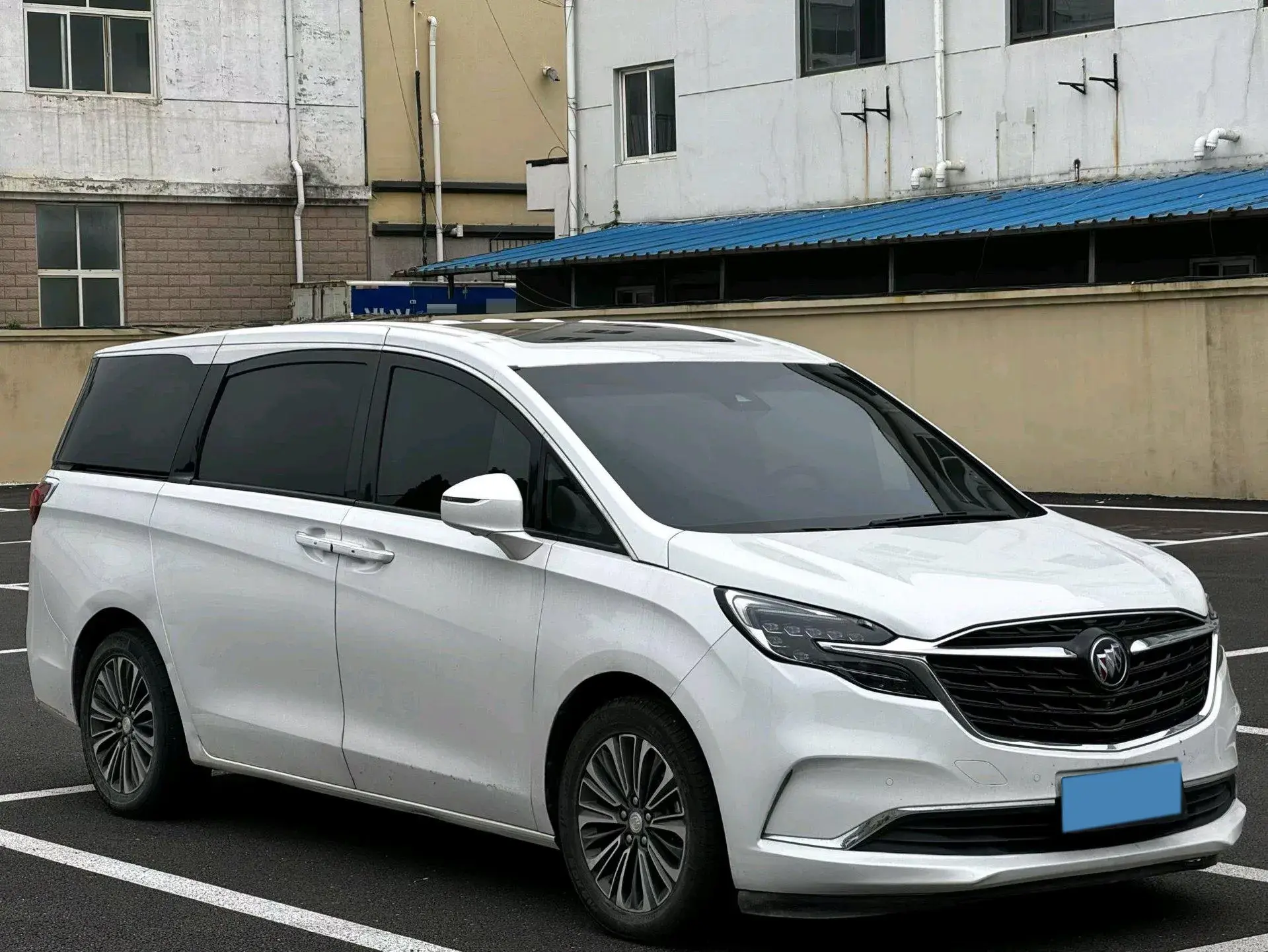 2021 BUICK GL8 thumbnail 3