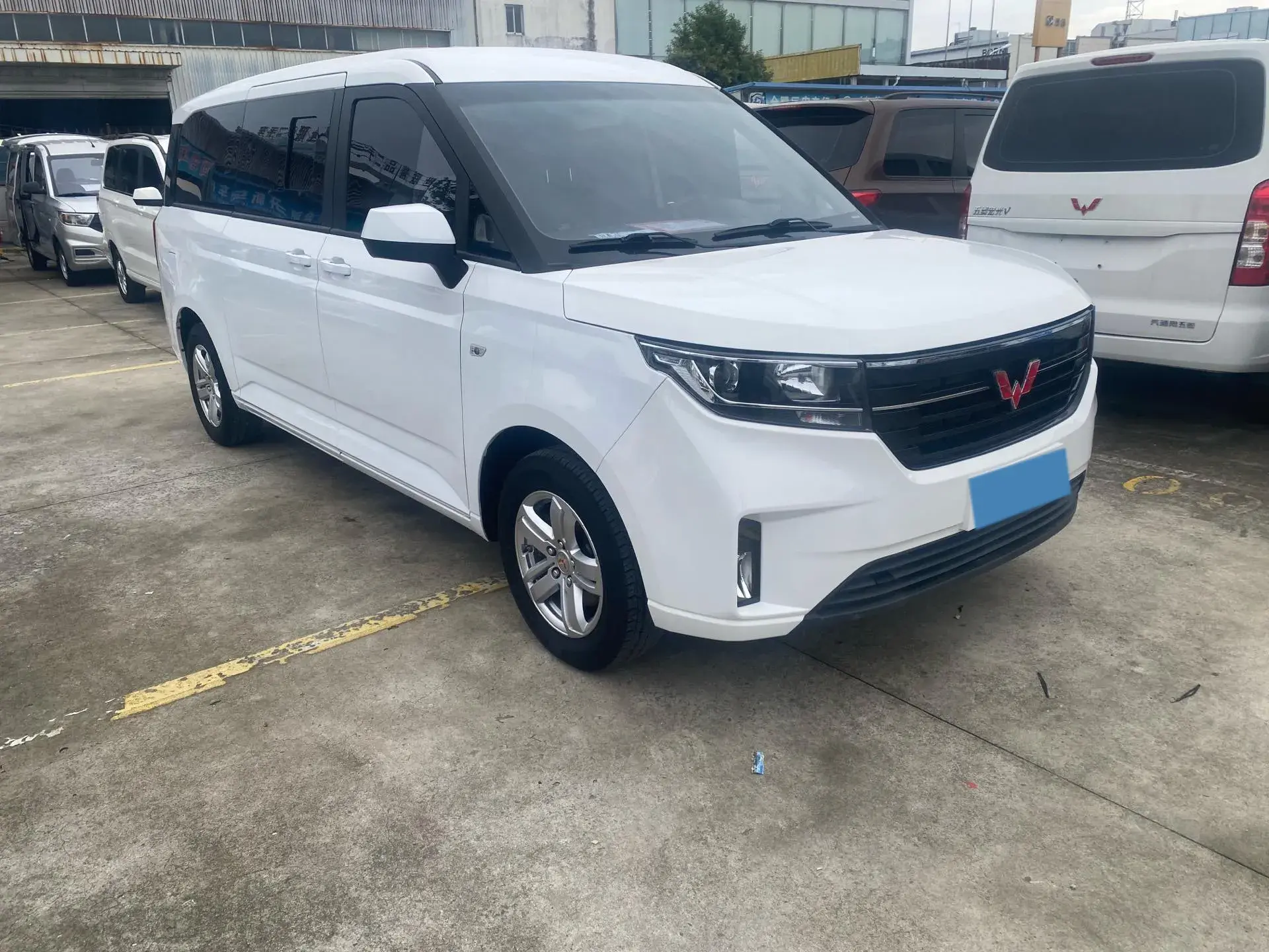 2021 WULING ZHENGCHEN thumbnail 3
