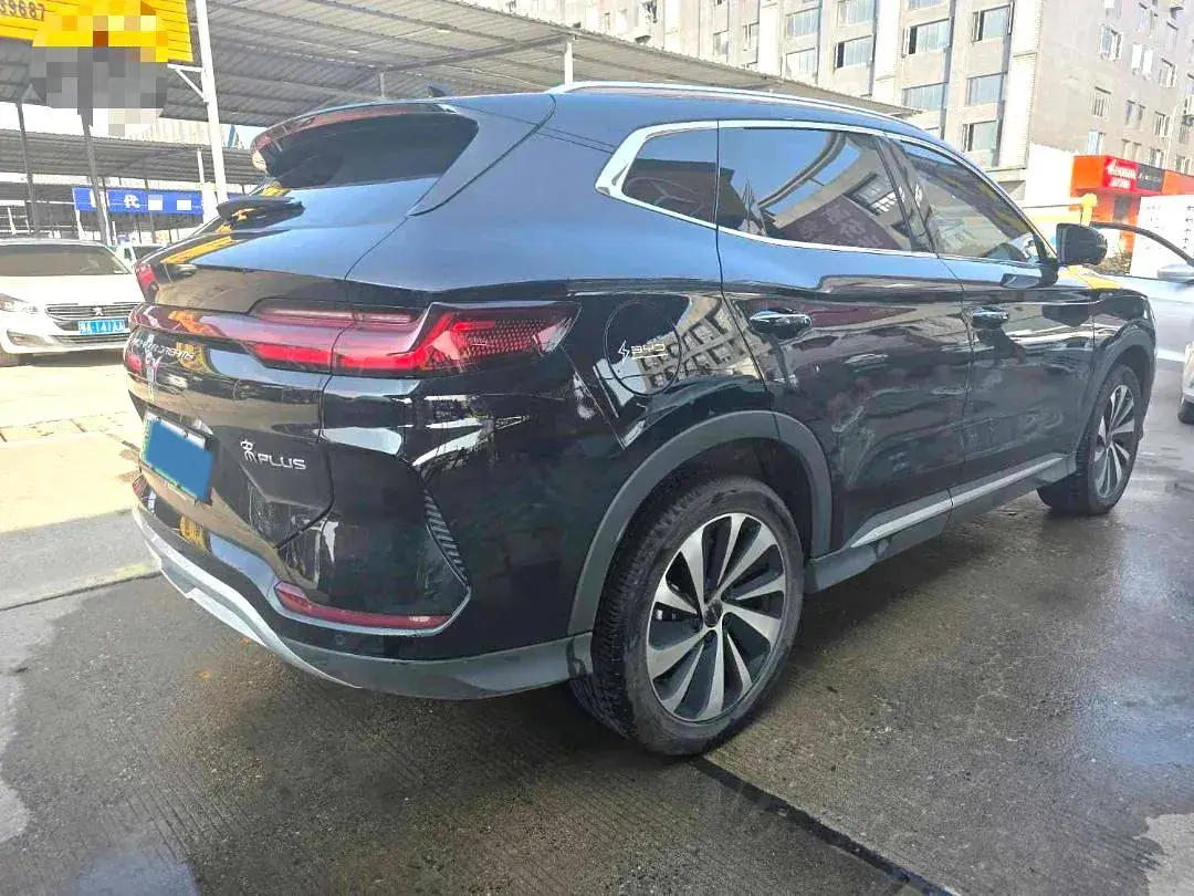 2024 BYD SONG thumbnail 4