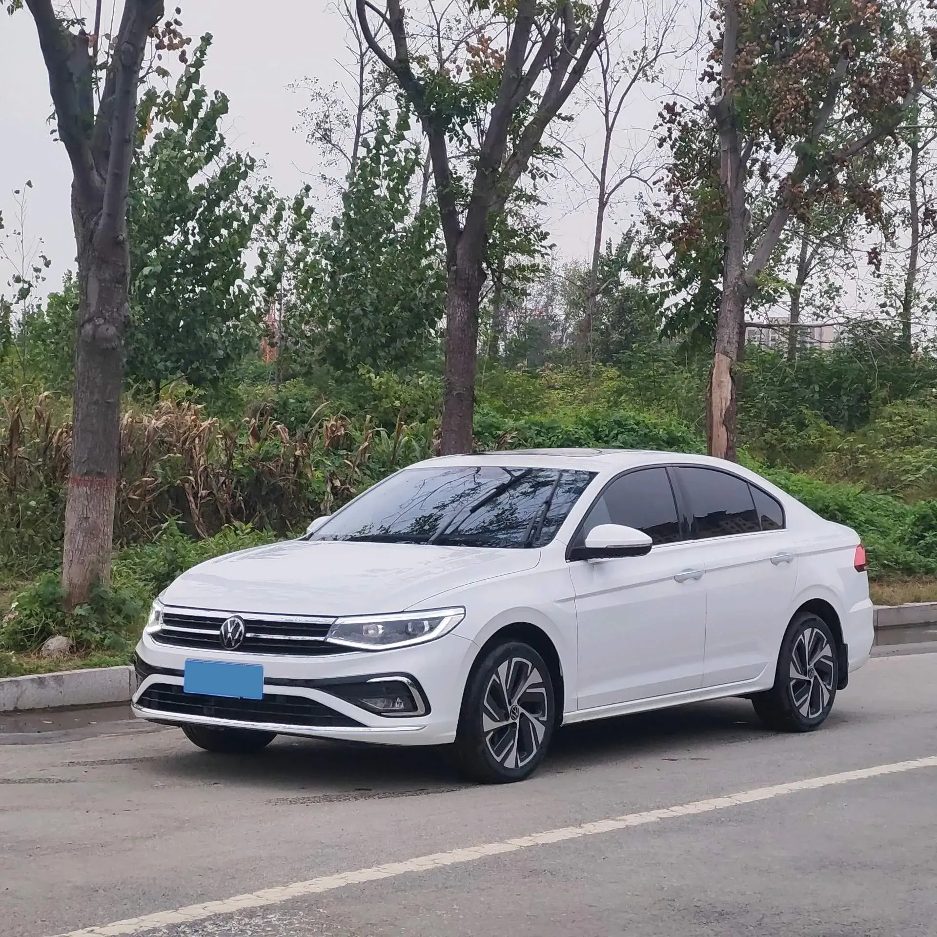 2023 VOLKSWAGEN BORA view 1