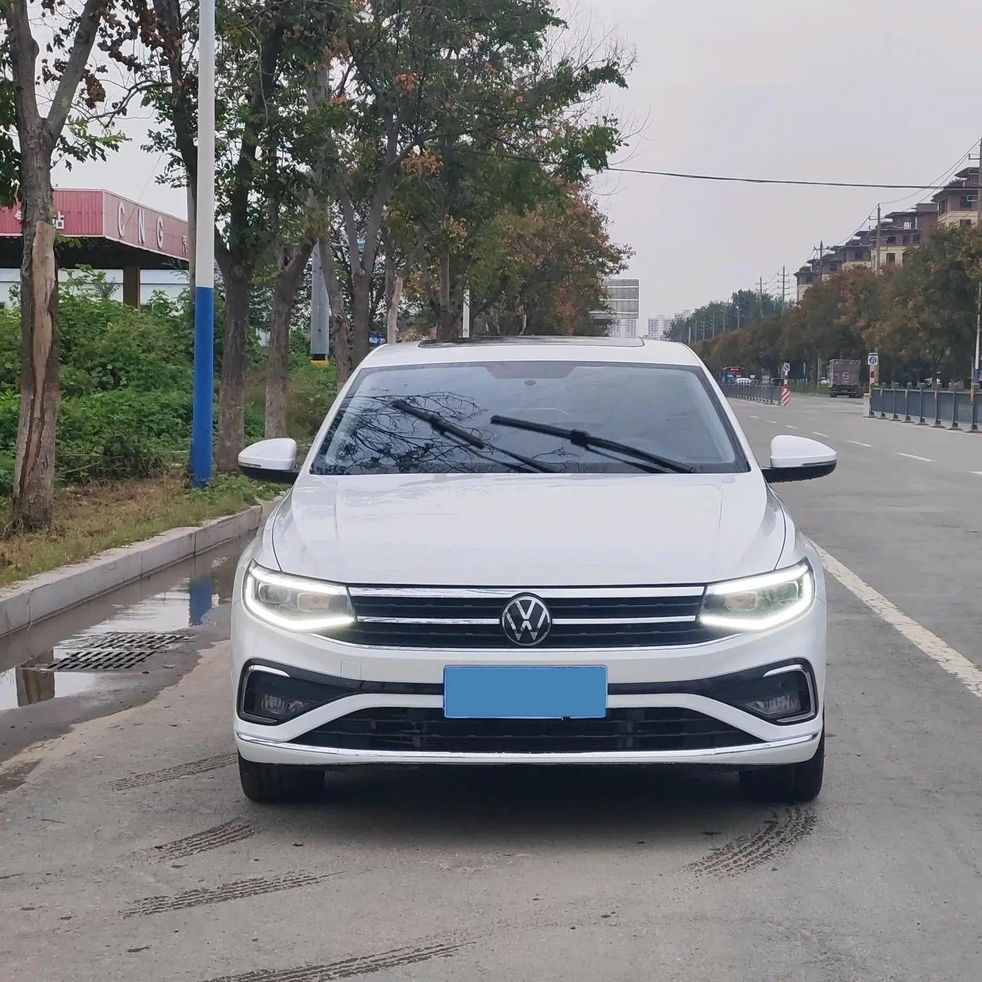 2023 VOLKSWAGEN BORA thumbnail 3