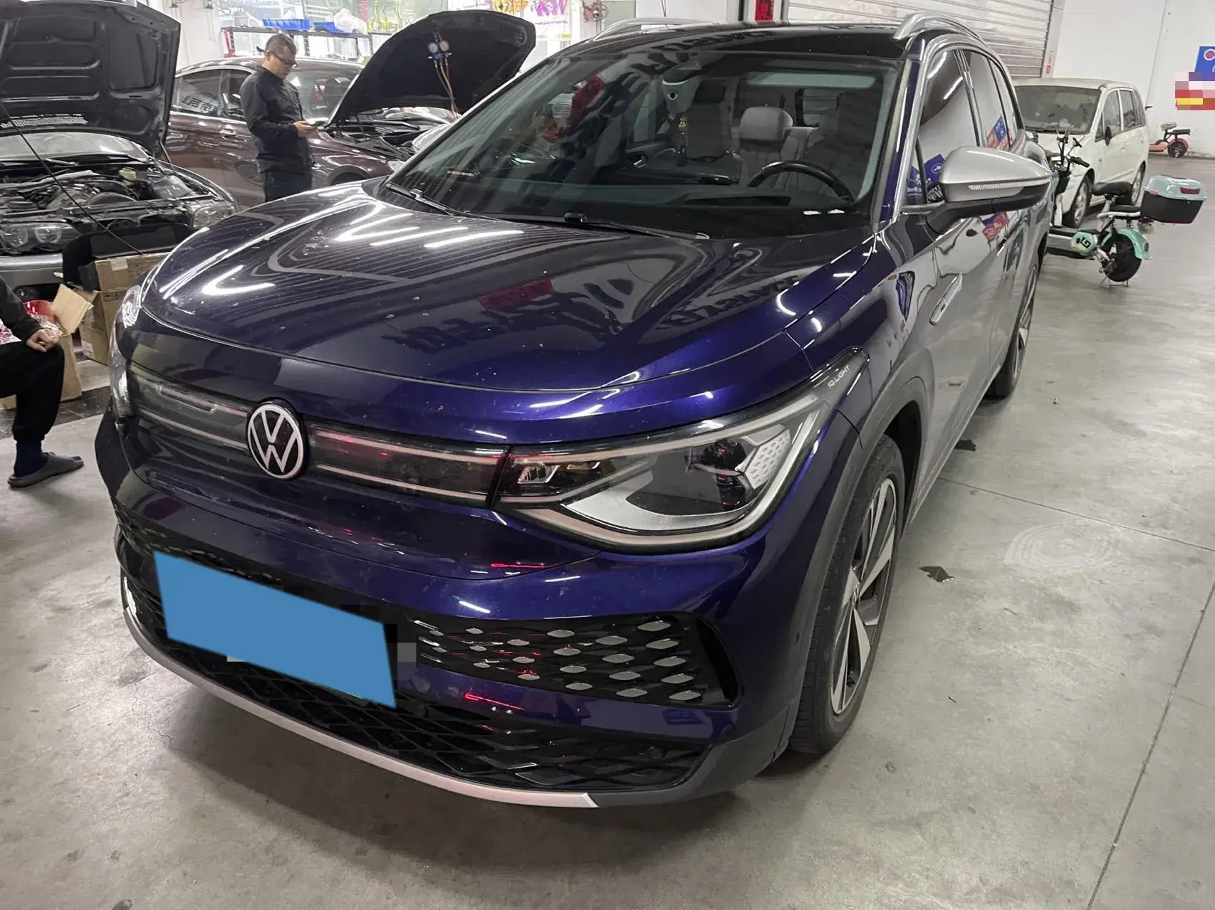 2022 VOLKSWAGEN ID.6 view 1