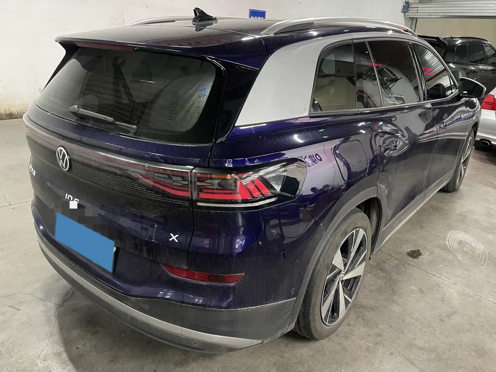 2022 VOLKSWAGEN ID.6 thumbnail 2