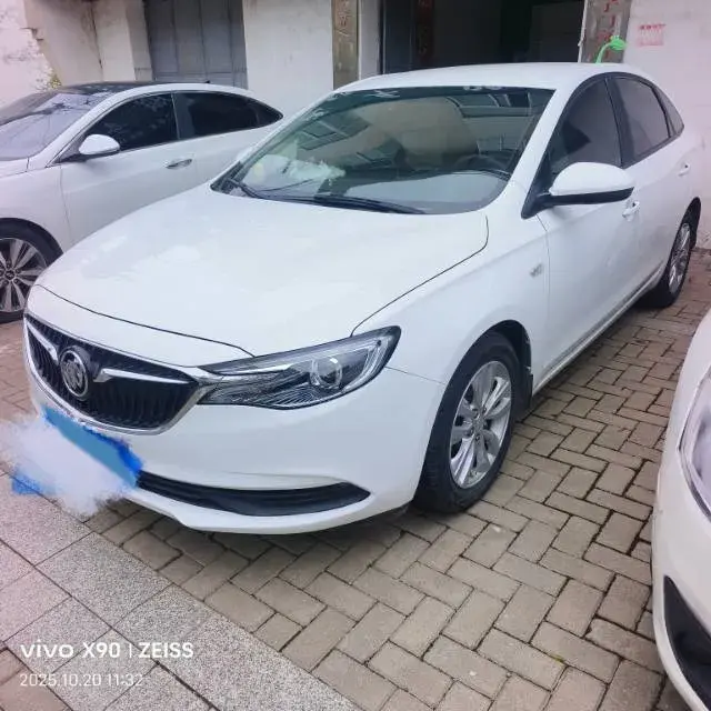 2021 BUICK EXCELLE view 1