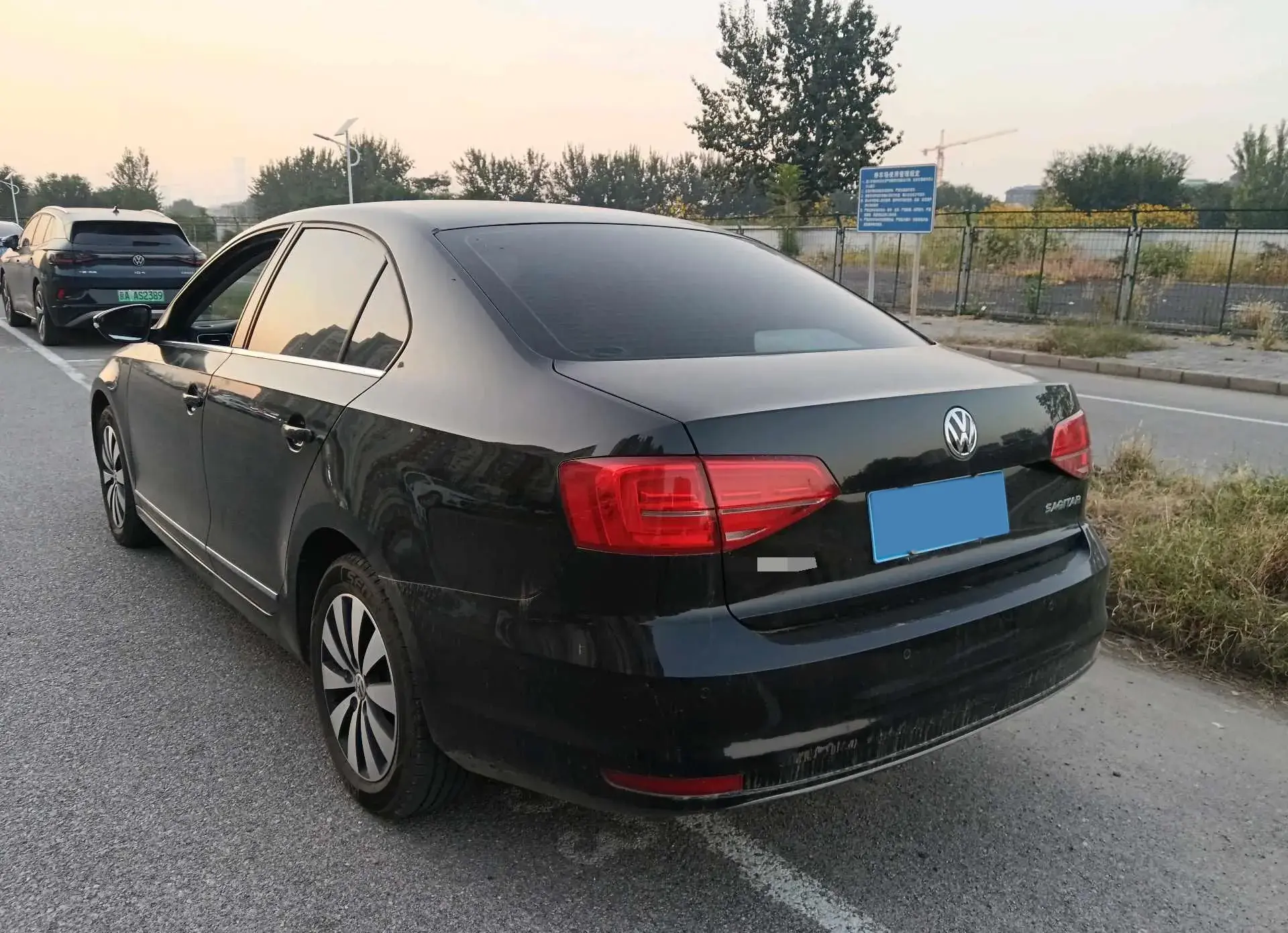 2018 VOLKSWAGEN SAGITAR thumbnail 2