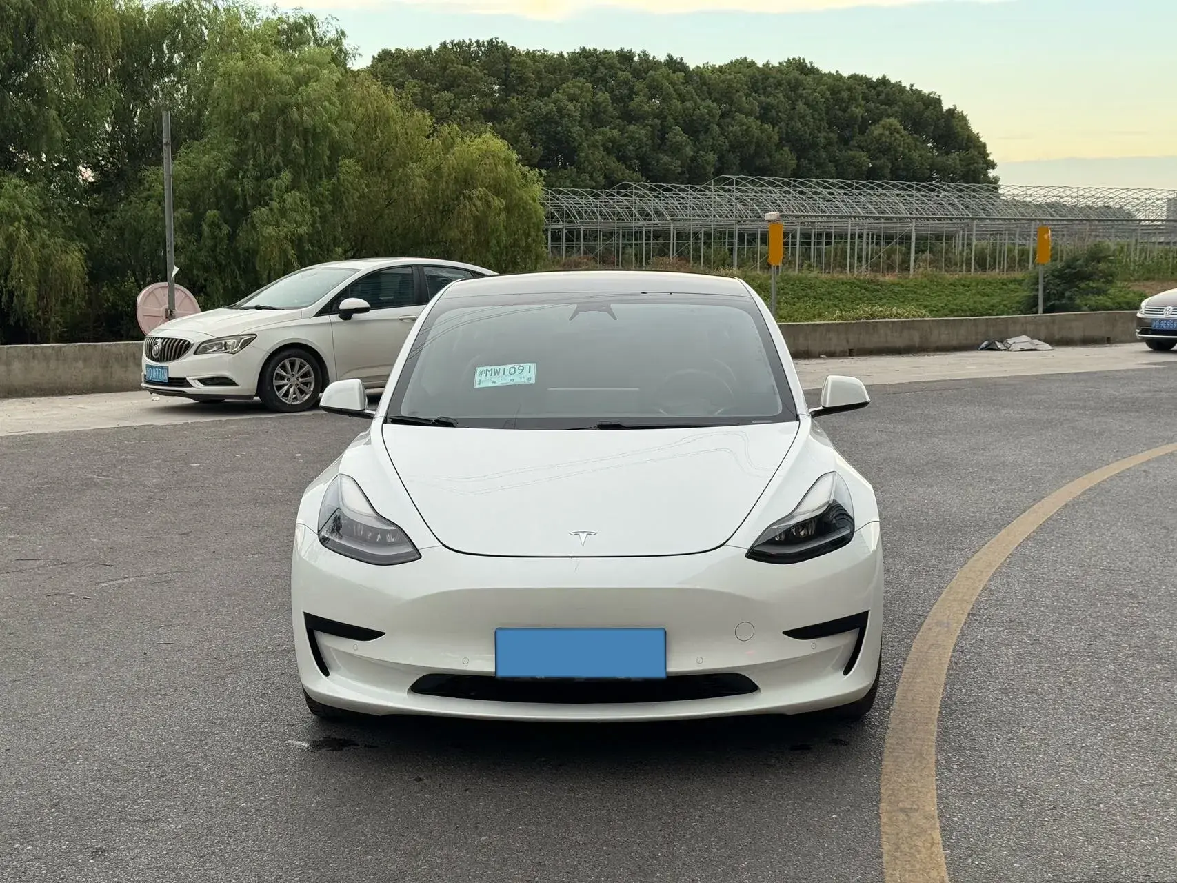 2020 TESLA MODEL thumbnail 2