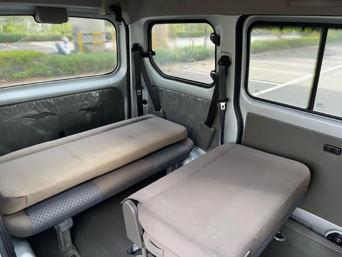 2017 WuLing ZhiGuang V 1.2L 82HP L4 5MT,autocango,china used car exporter,china ev exporter,chinese used car exporter,chinese used ev exporter