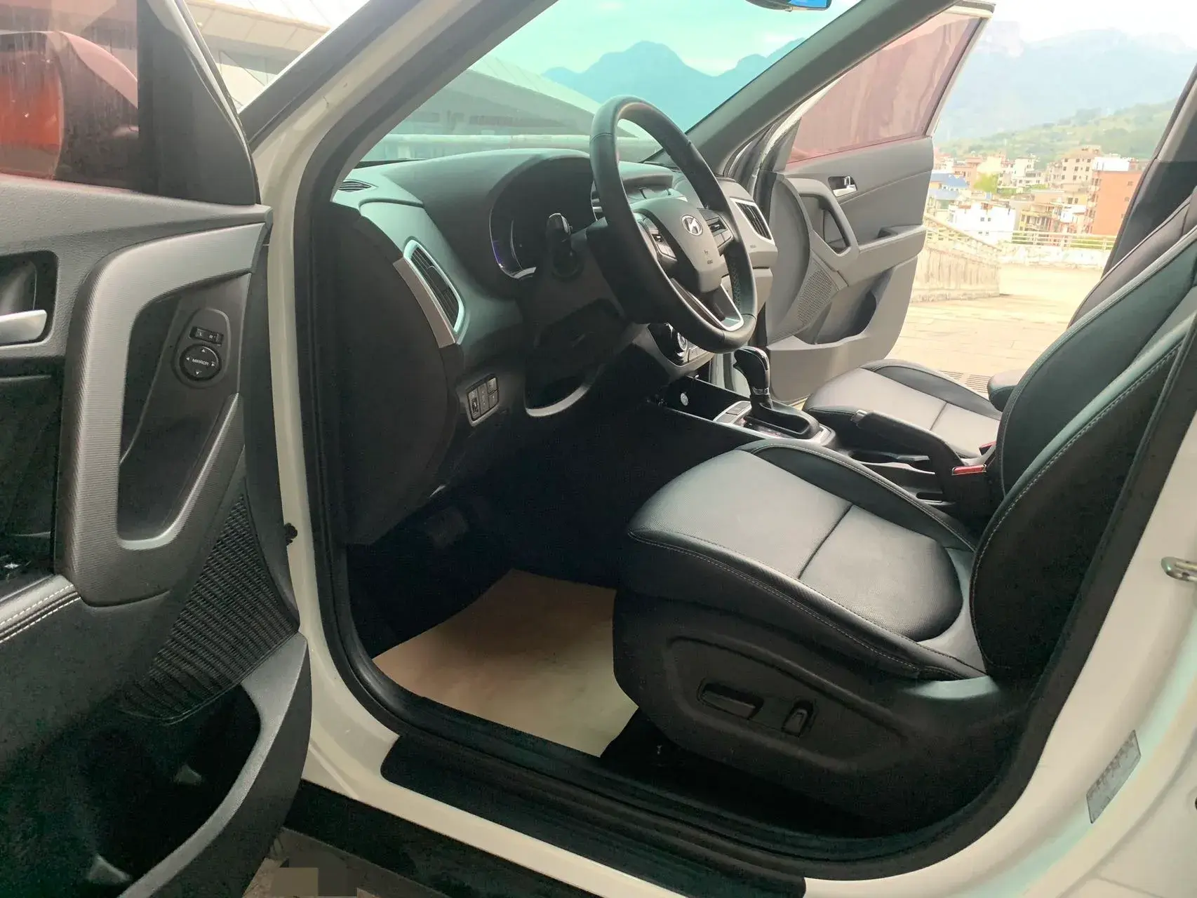 2019 HYUNDAI IX25 thumbnail 4