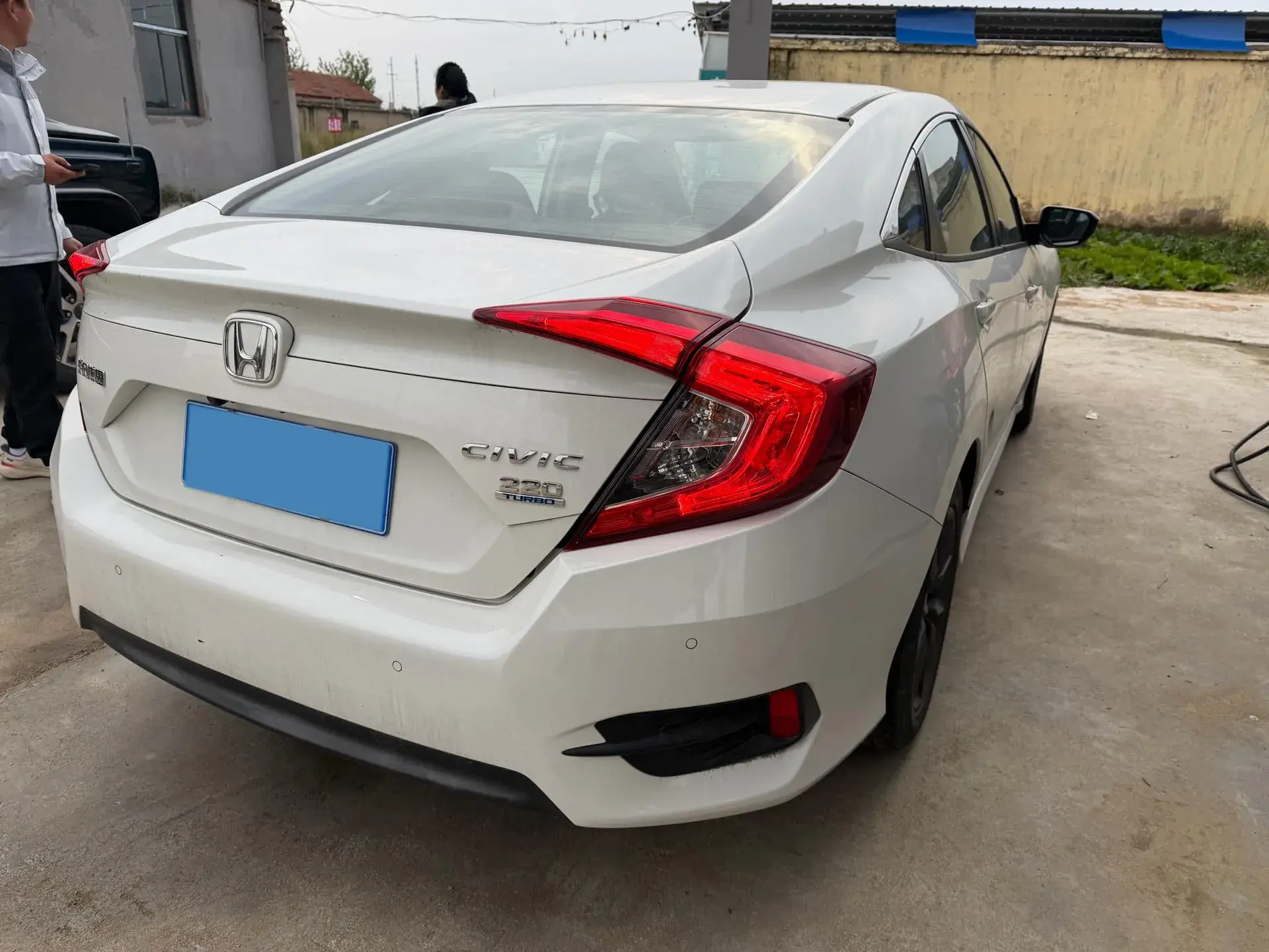 2019 HONDA CIVIC thumbnail 4