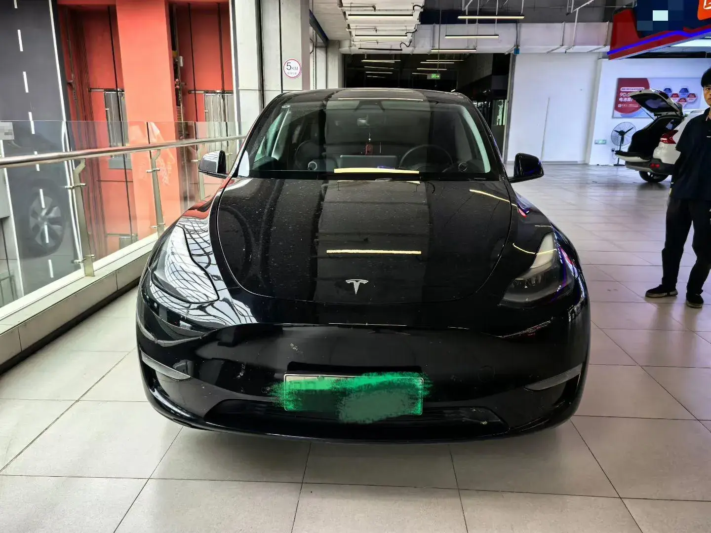 2021 TESLA MODEL thumbnail 2