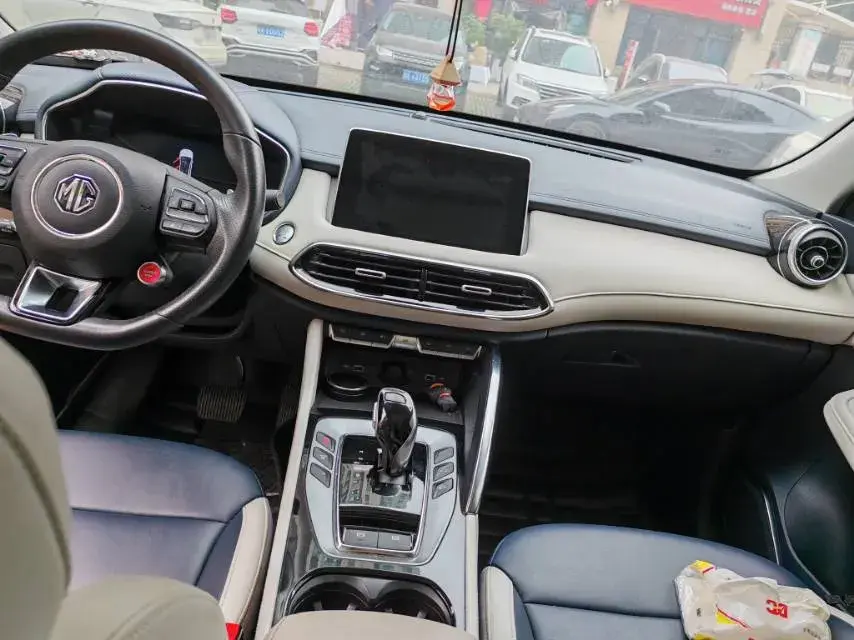 2021 MG PILOT thumbnail 4