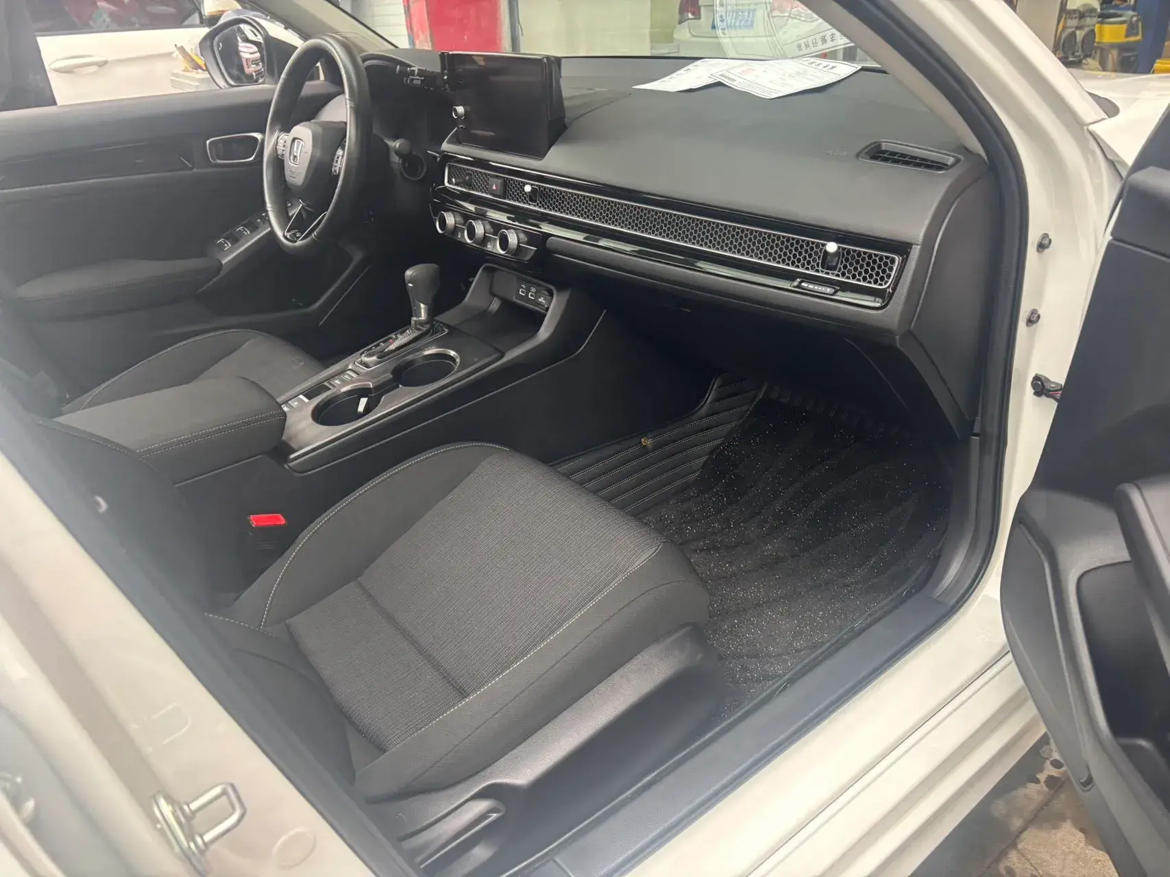 2022 HONDA CIVIC thumbnail 4