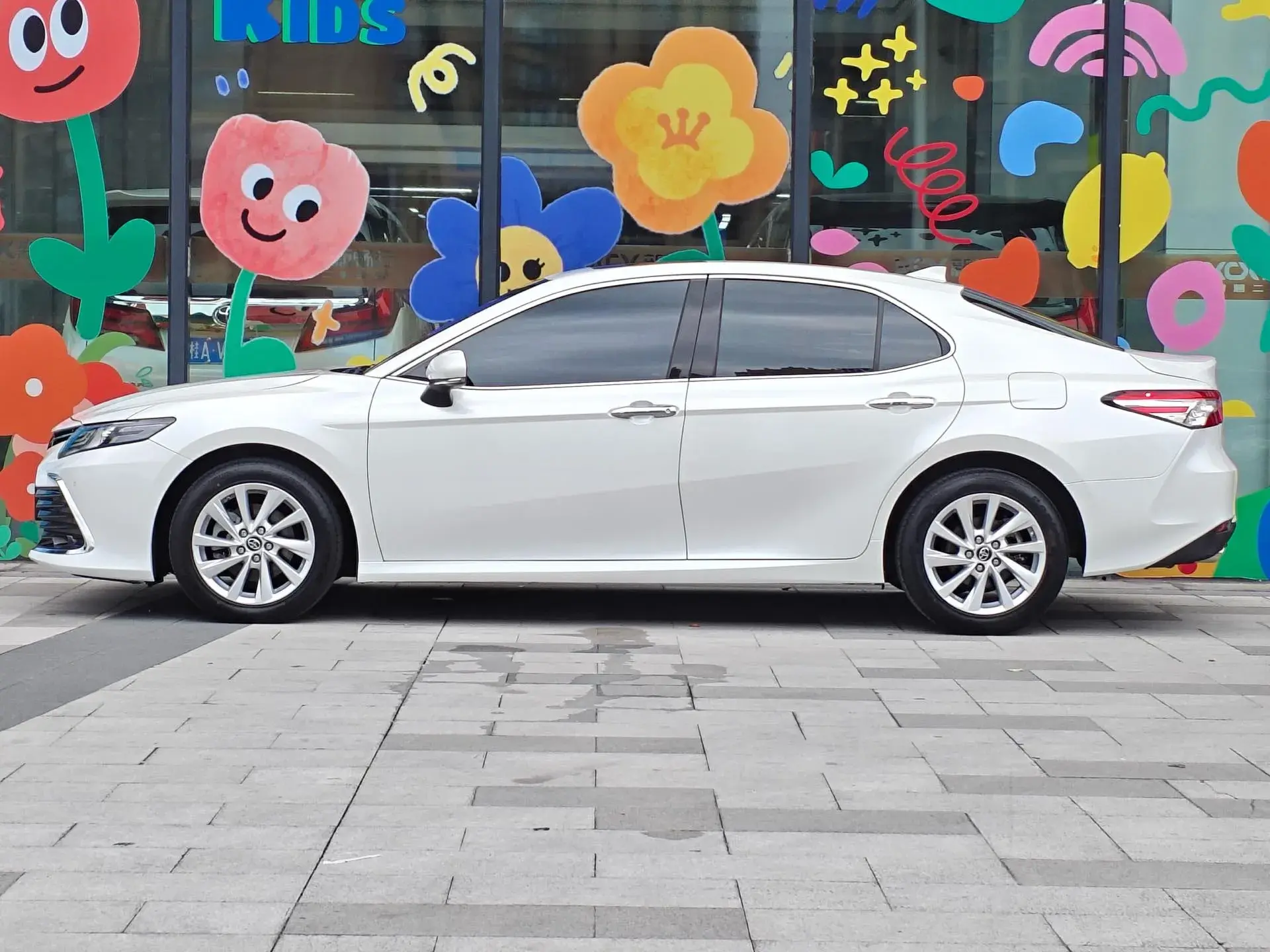 2021 TOYOTA CAMRY thumbnail 3