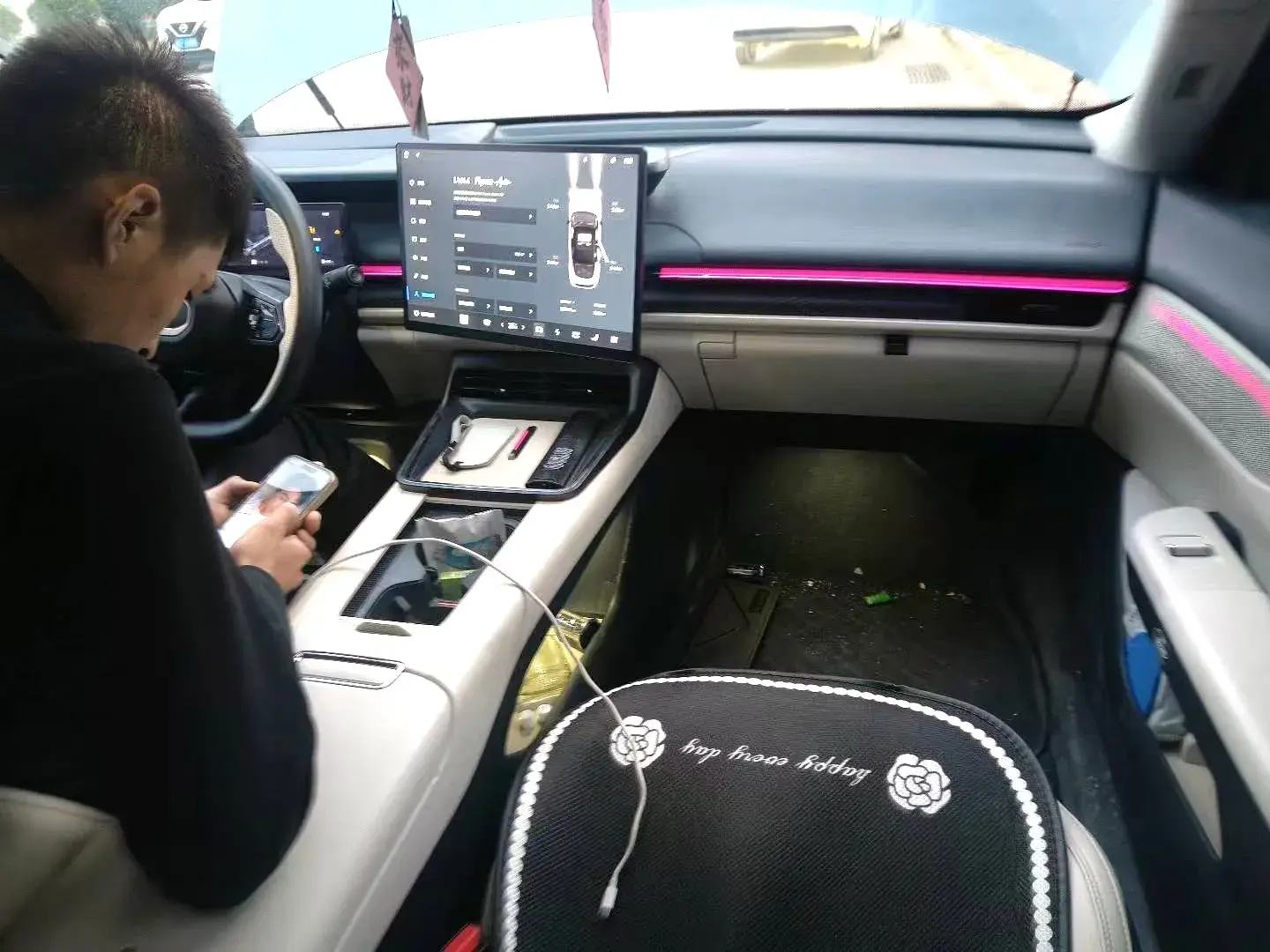 2024 LYNK&CO 07 thumbnail 4