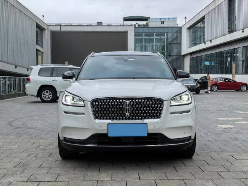 2021 LINCOLN CORSAIR thumbnail 2