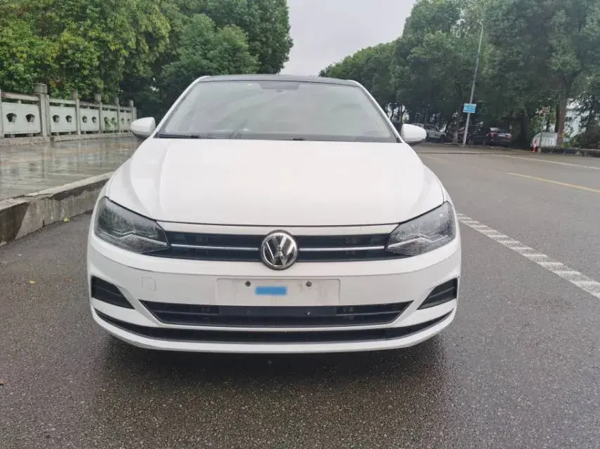 2019 VOLKSWAGEN POLO thumbnail 2