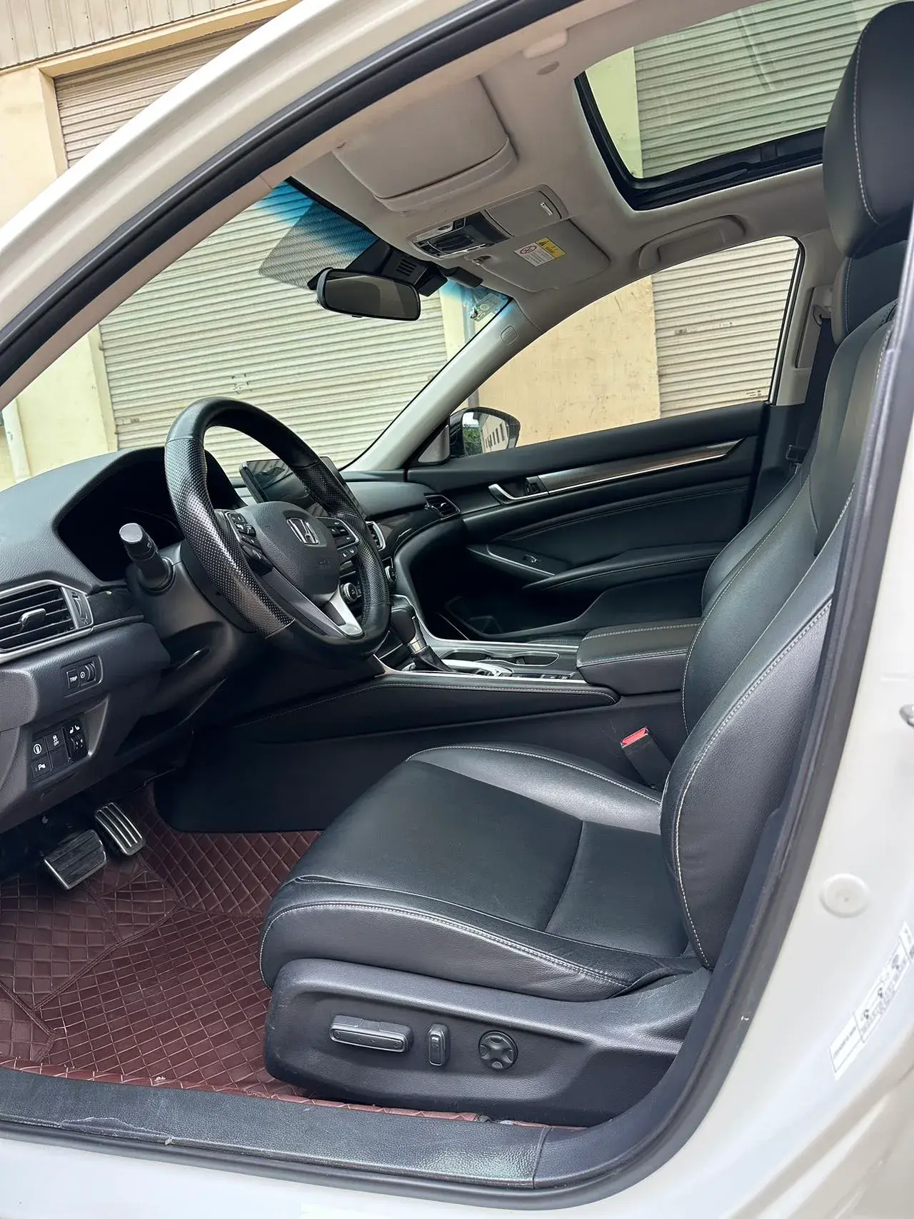 2022 HONDA ACCORD thumbnail 4