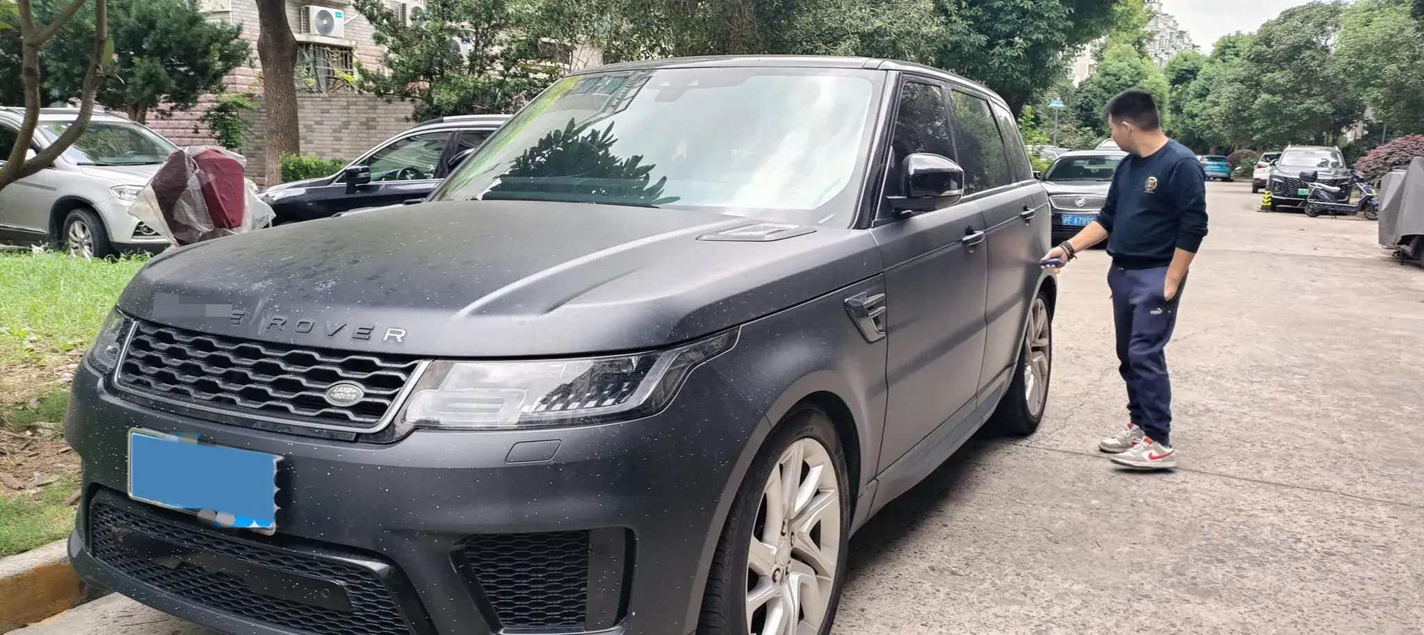 2018 LAND ROVER view 1