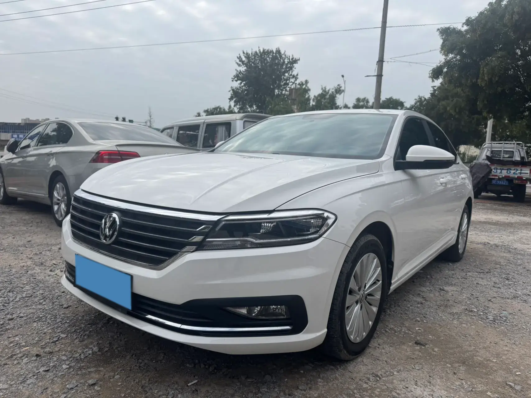 2019 VOLKSWAGEN LAVIDA view 1