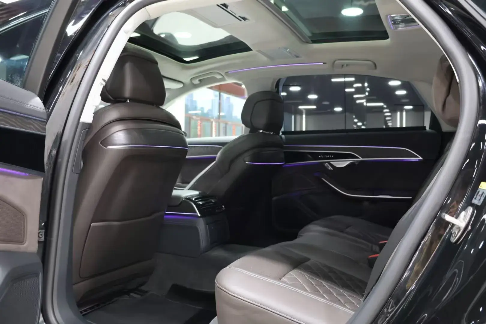 2023 AUDI A8 thumbnail 4