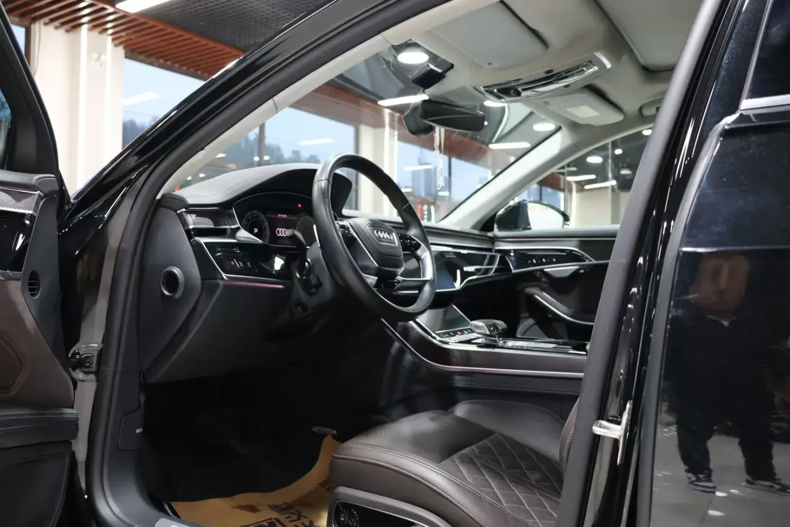 2023 AUDI A8 thumbnail 2