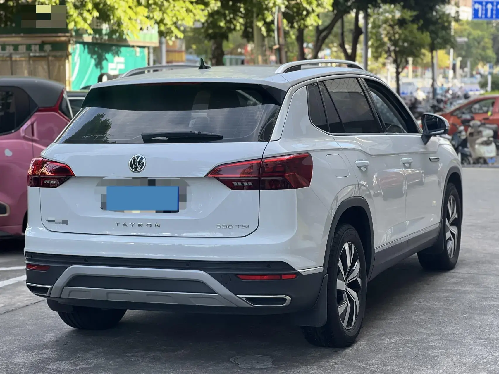 2021 VOLKSWAGEN TAYRON thumbnail 4