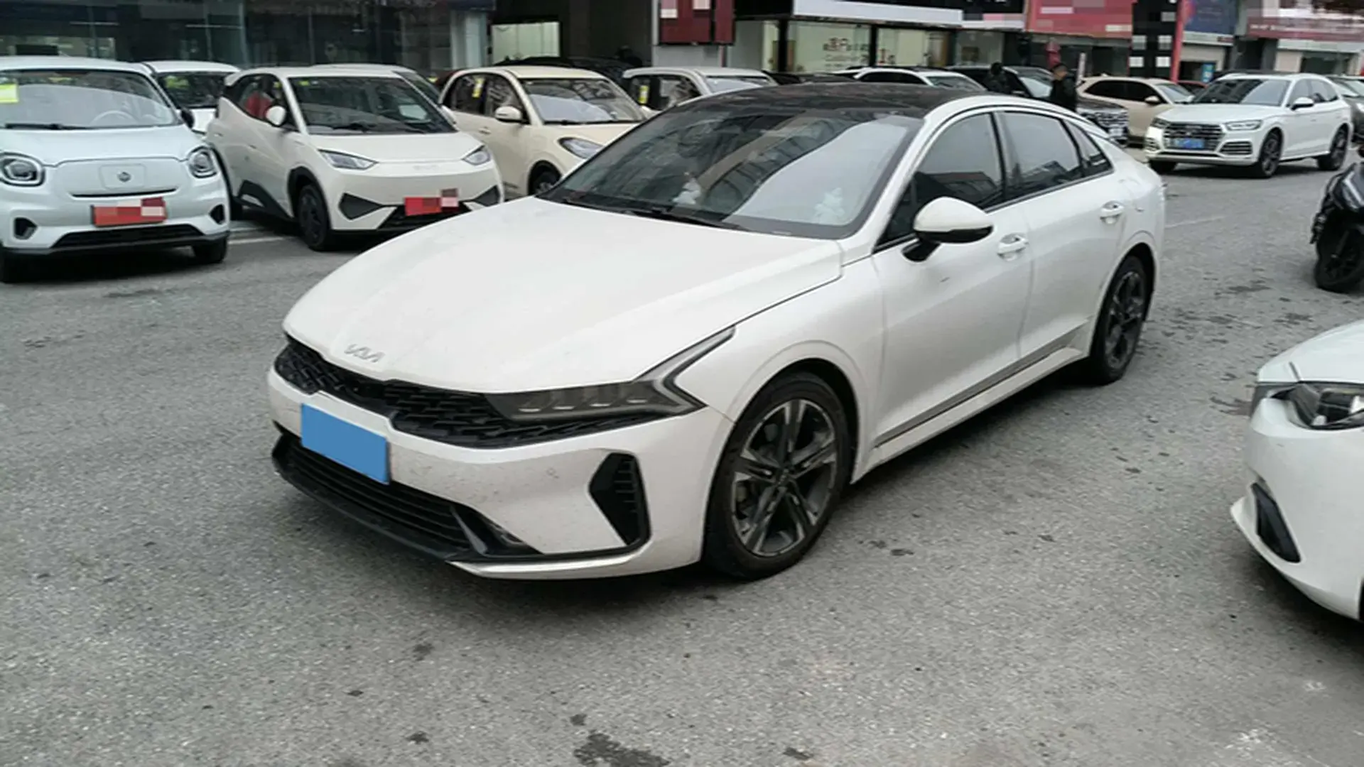 2021 KIA K5 view 1