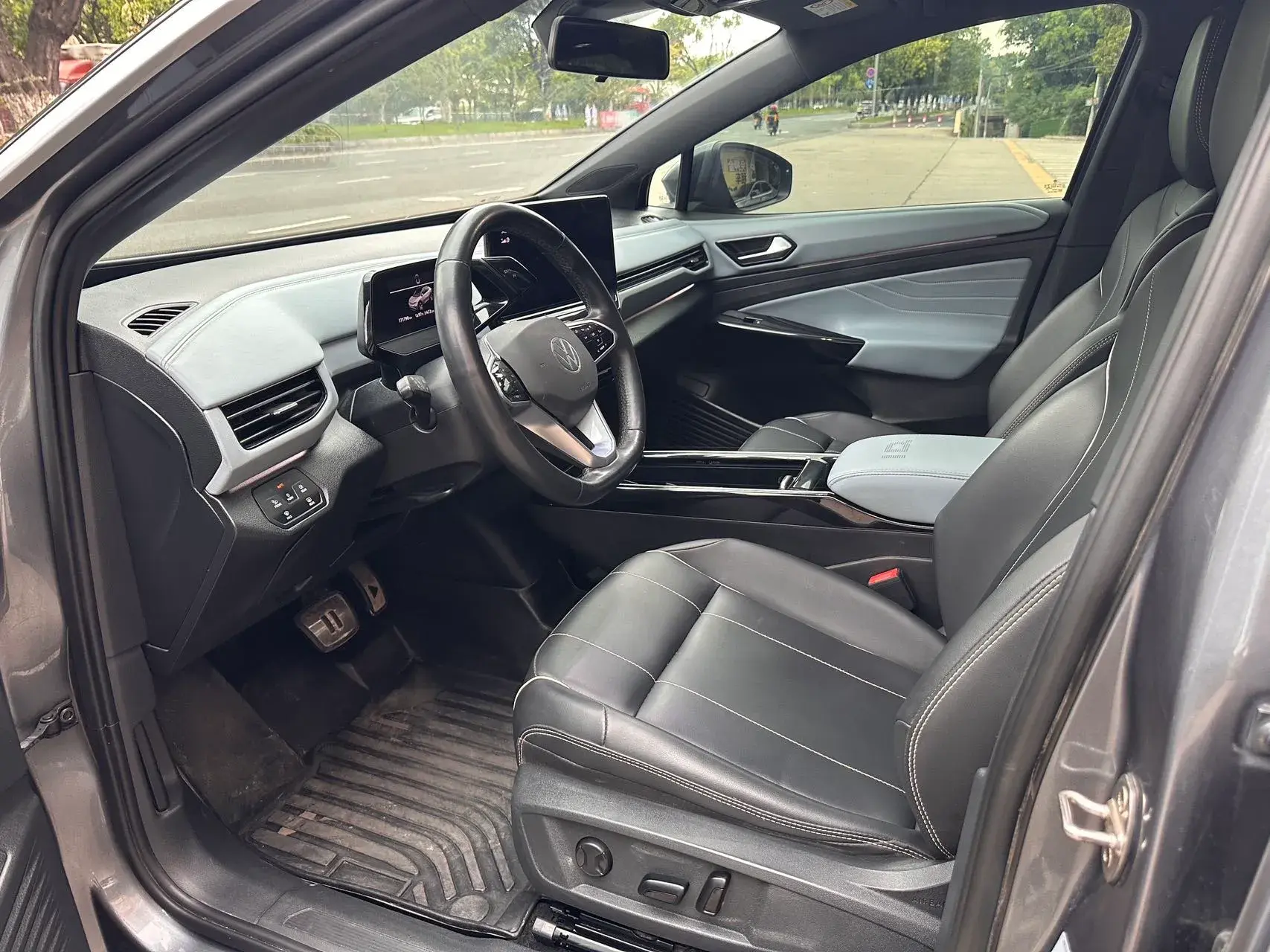 2022 VOLKSWAGEN ID.4 thumbnail 2