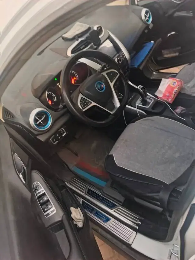 2018 BYD YUAN thumbnail 4