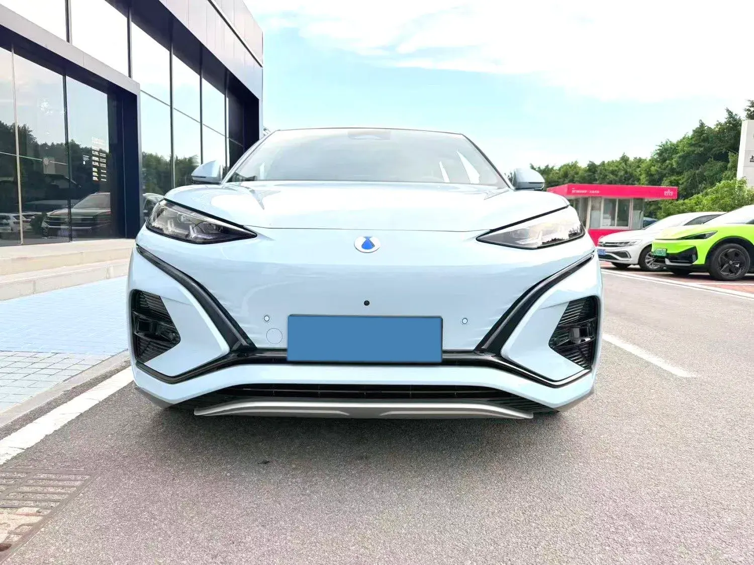 2023 DENZA N7 thumbnail 2