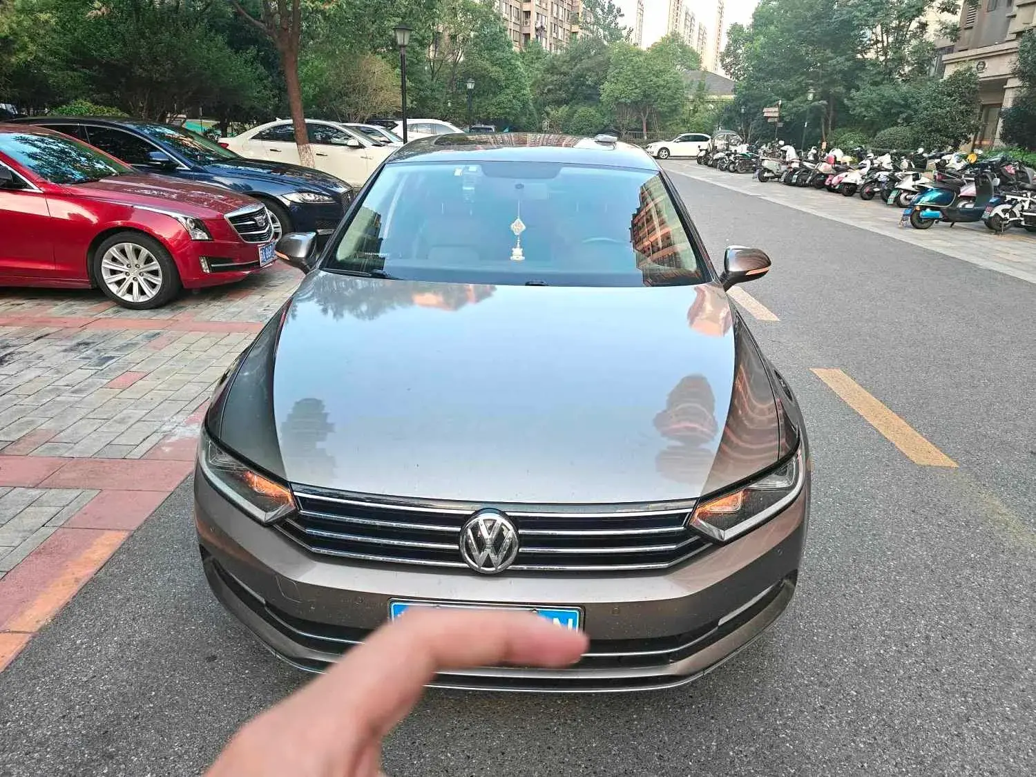 2018 VOLKSWAGEN MAGOTAN thumbnail 2