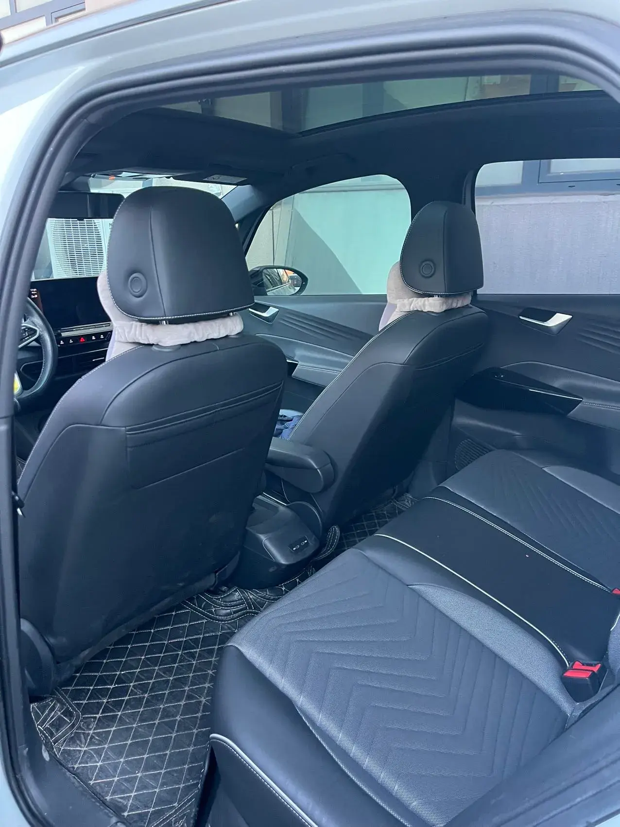 2023 VOLKSWAGEN ID.3 thumbnail 3