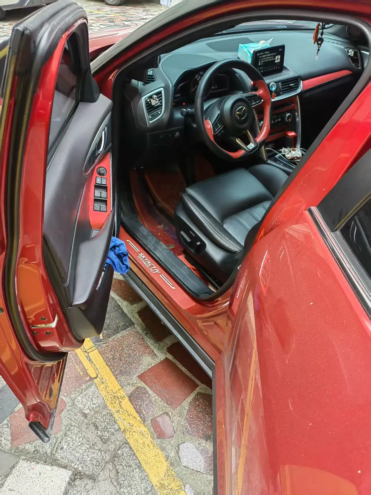 2018 MAZDA CX-4 thumbnail 2