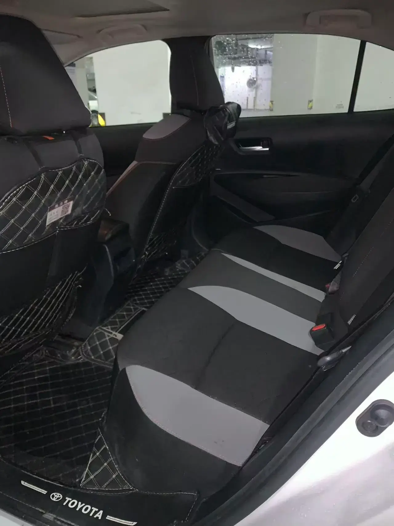 2021 TOYOTA COROLLA thumbnail 4