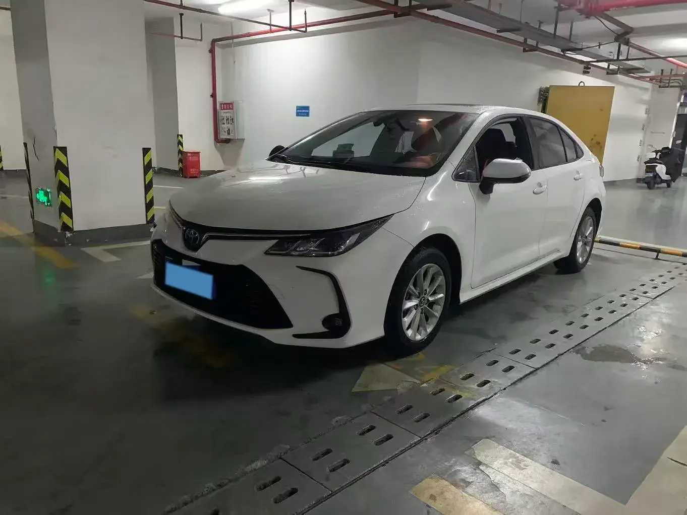 2021 TOYOTA COROLLA view 1