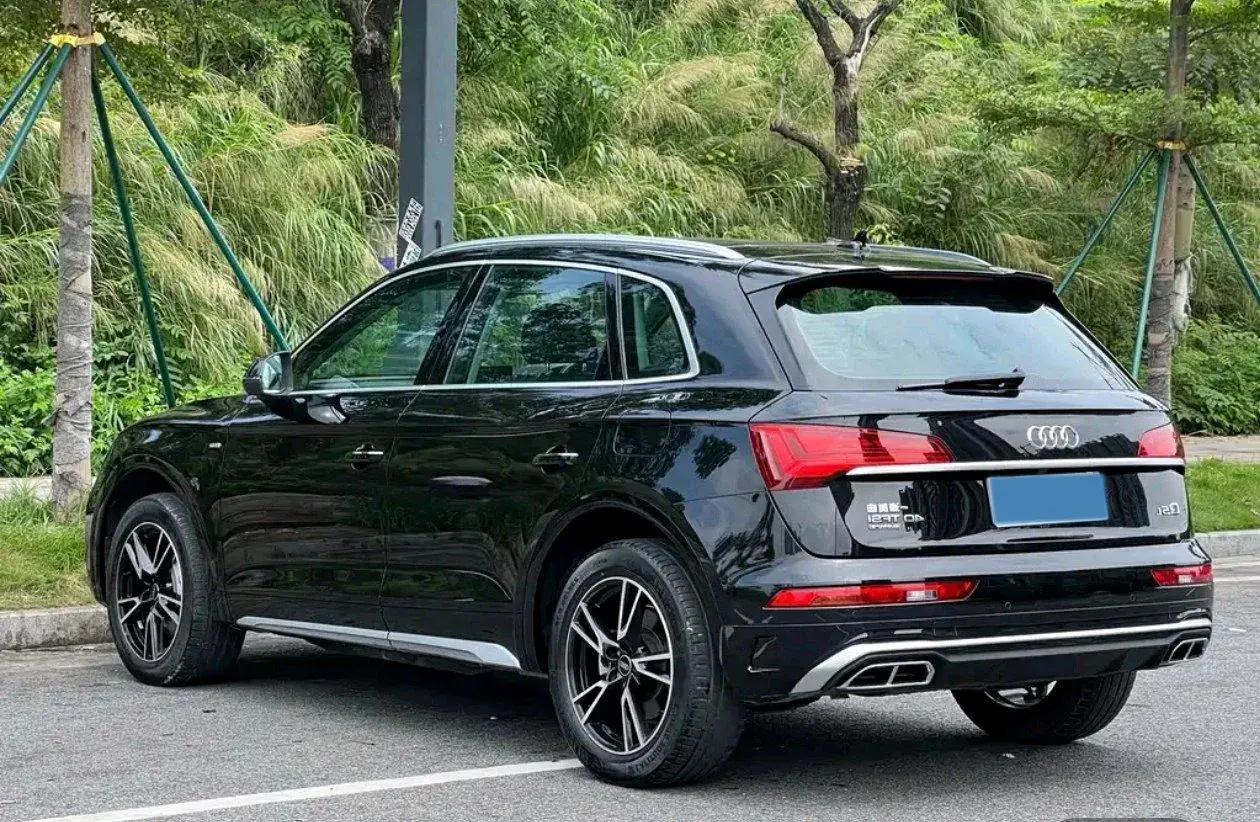 2022 AUDI Q5L thumbnail 3