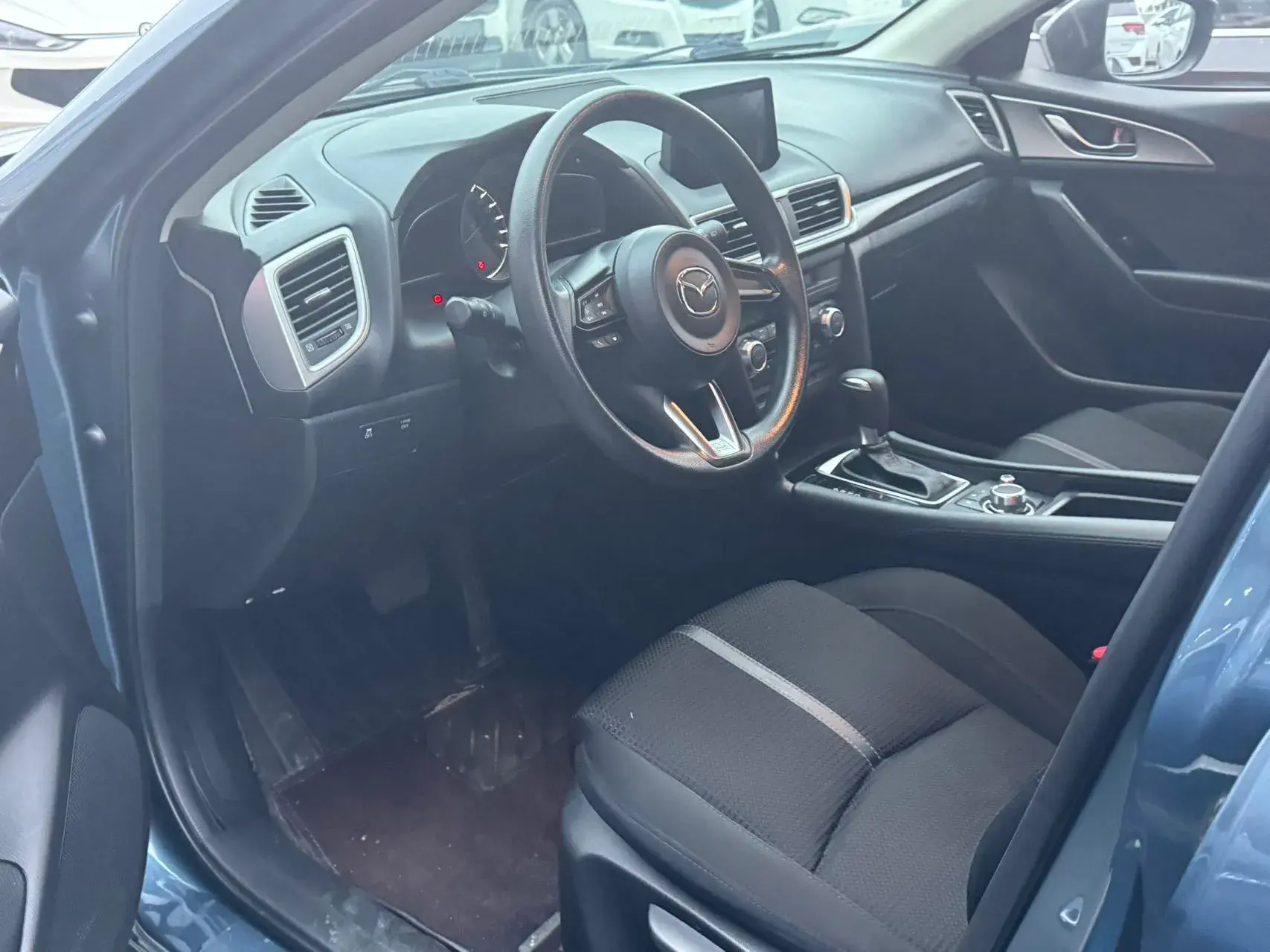 2019 MAZDA 3 thumbnail 4