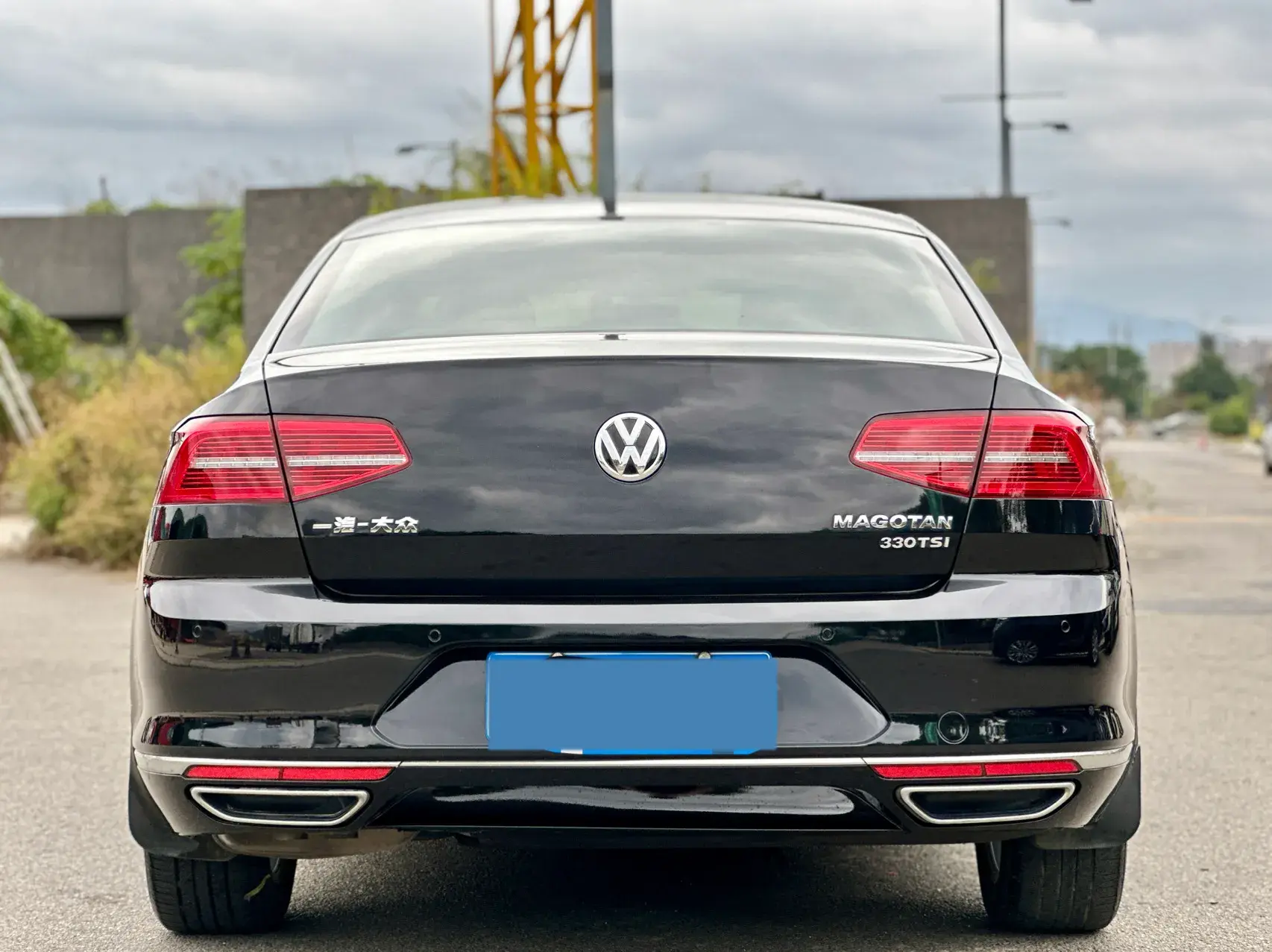 2018 VOLKSWAGEN MAGOTAN thumbnail 3