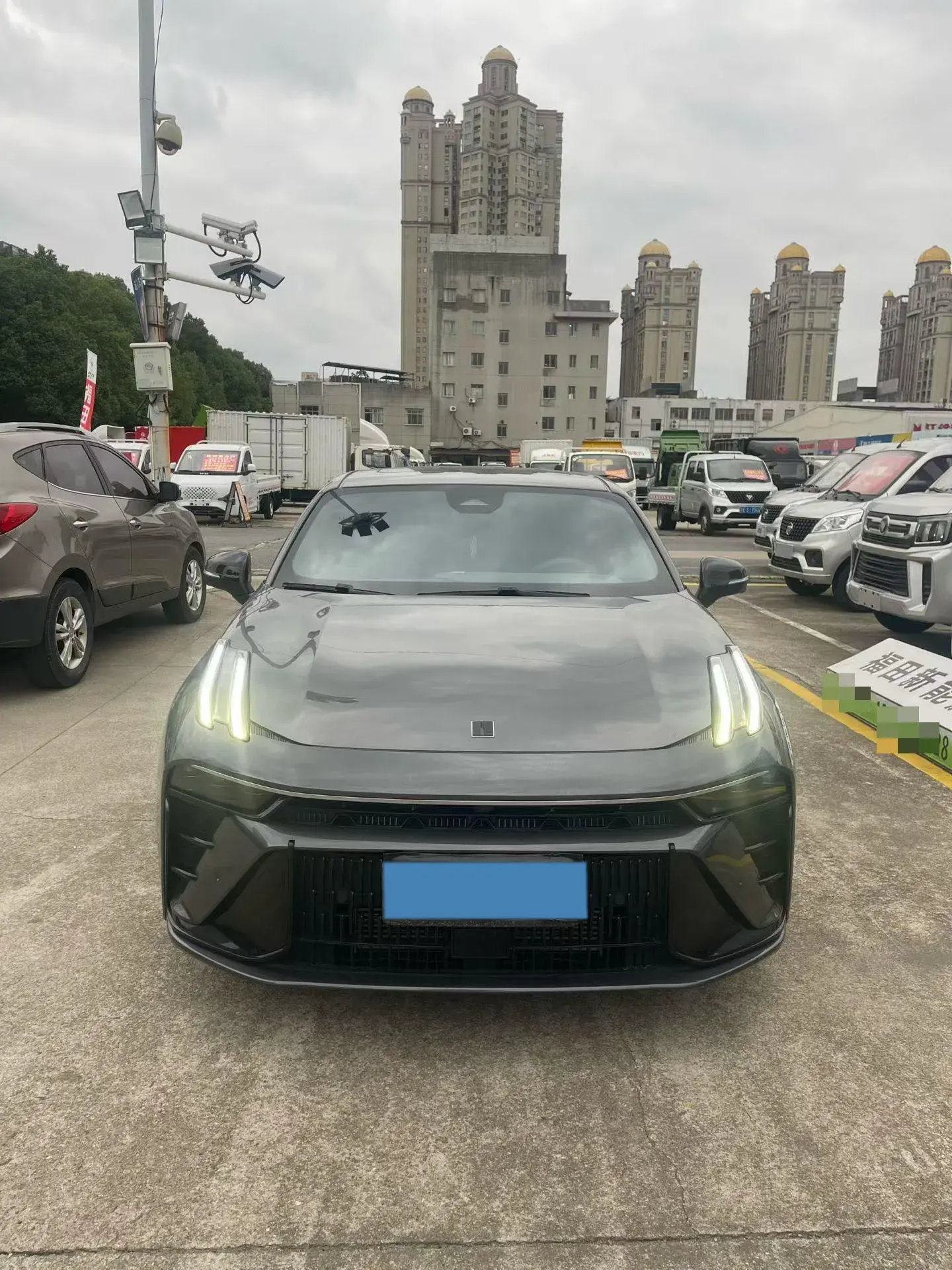 2023 LYNK&CO 03 thumbnail 2