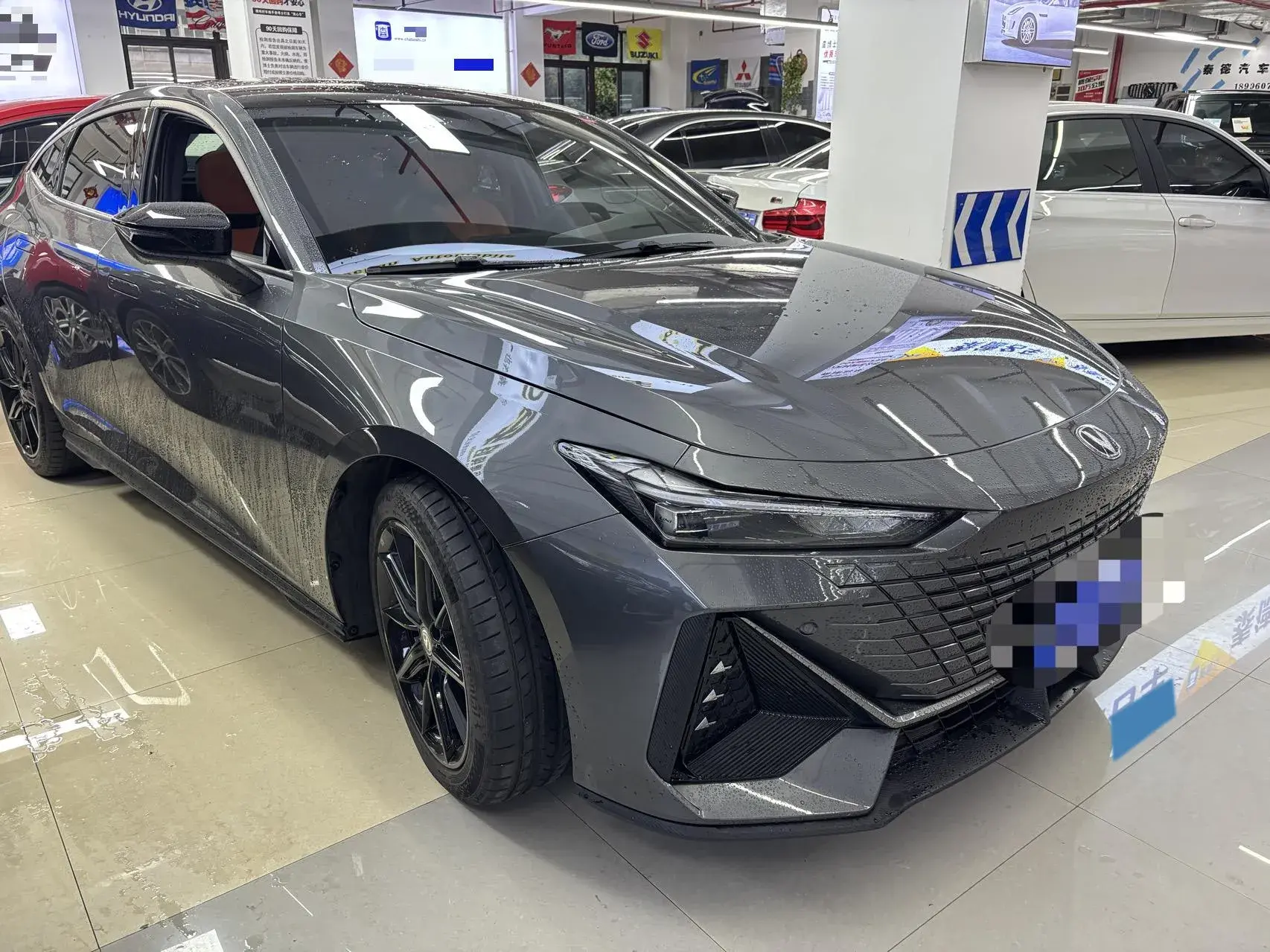 2023 CHANGAN UNI-V thumbnail 3