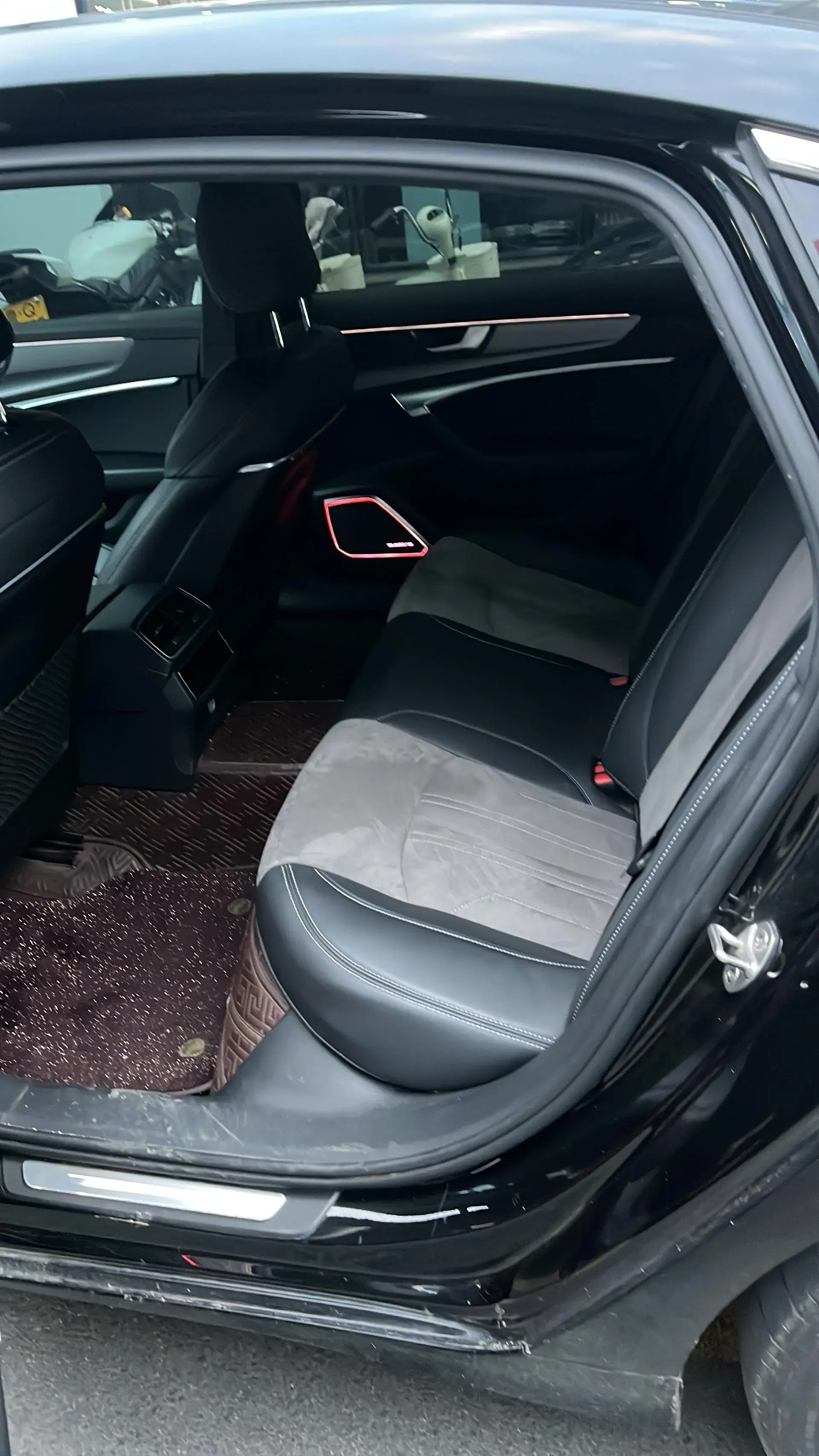 2021 AUDI A6L thumbnail 3