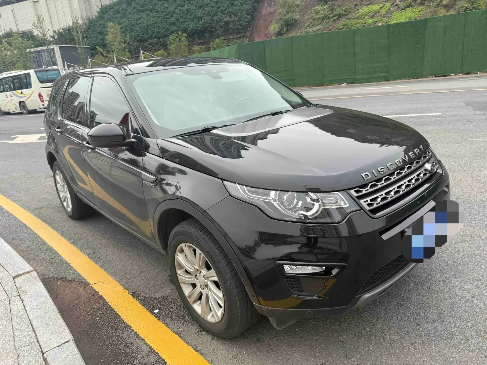 2018 LAND ROVER thumbnail 3
