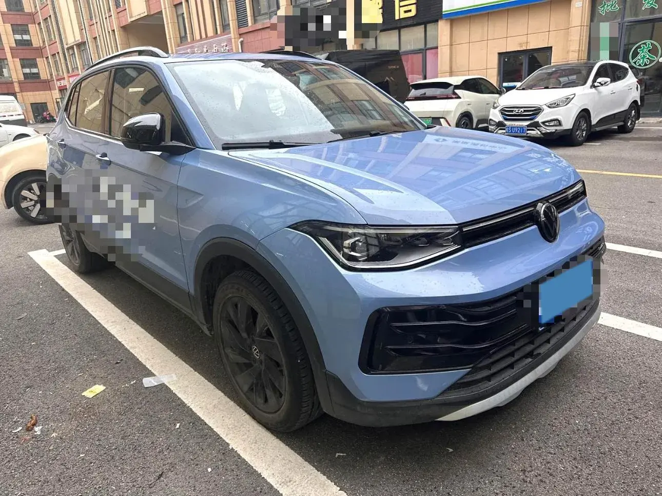 2025 VOLKSWAGEN THARU thumbnail 3