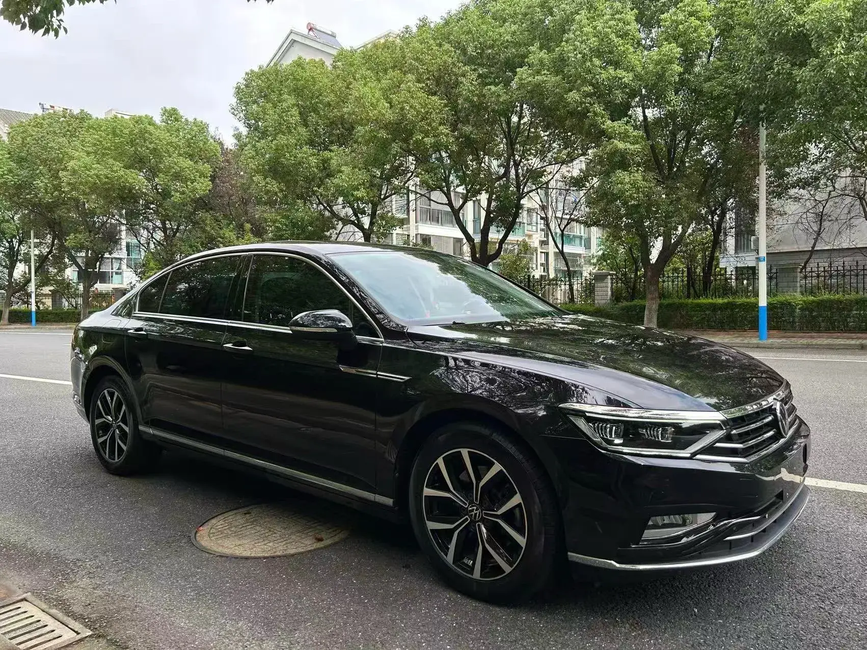 2020 VOLKSWAGEN MAGOTAN thumbnail 3