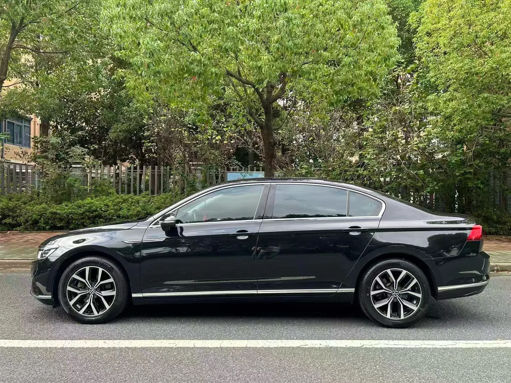 2020 VOLKSWAGEN MAGOTAN thumbnail 4