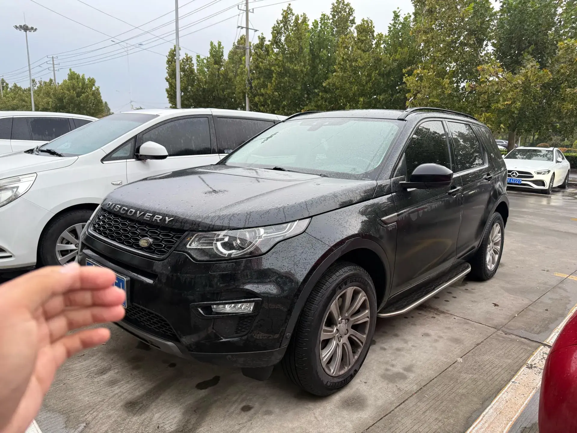 2019 LAND ROVER view 1