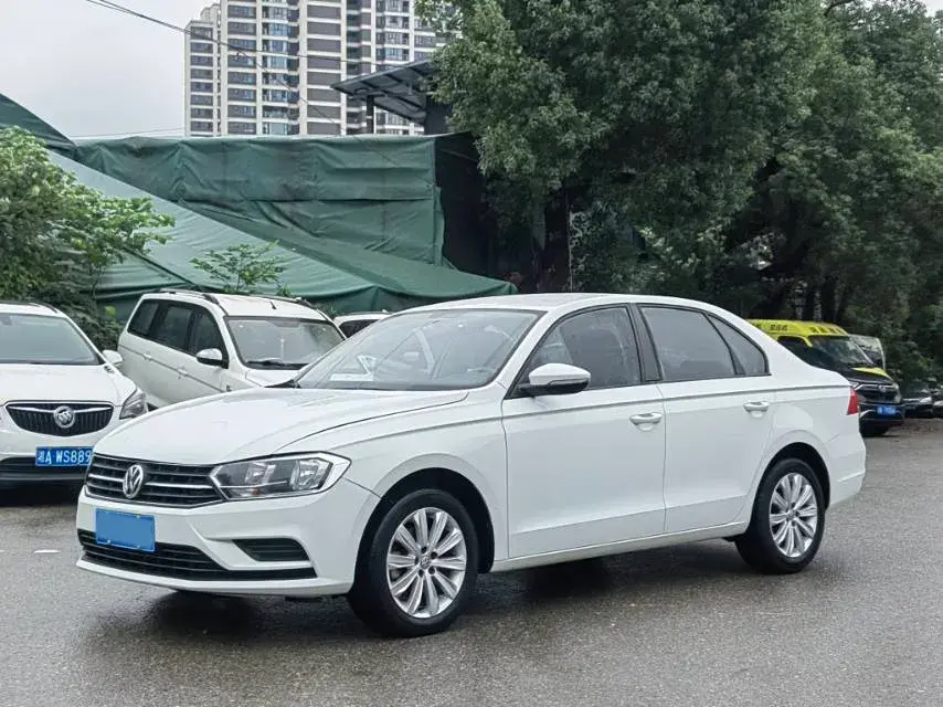 2019 VOLKSWAGEN BORA view 1