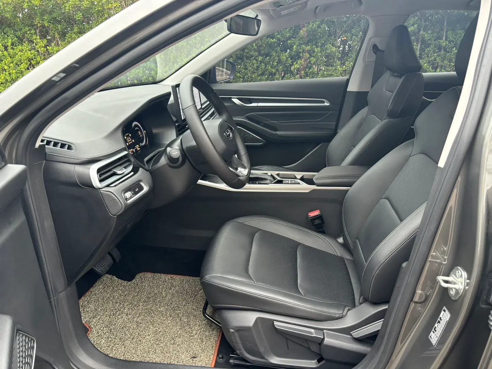 2023 GEELY EMGRAND thumbnail 4